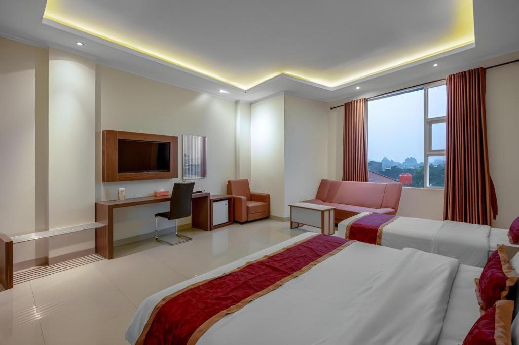 Raffleshom Hotel Bandung Extérieur photo